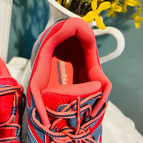 UNISEX COLUMBIA SHOES - Picture 3 of 8